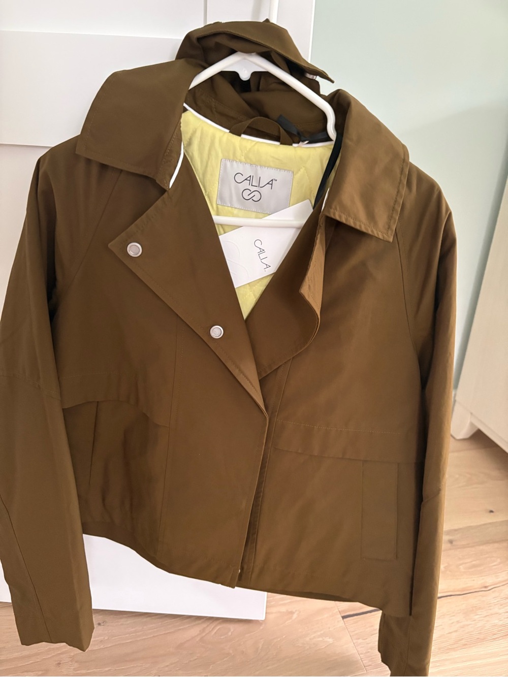 CALIA by Carrie Underwood Olive Cropped Trench Jacket